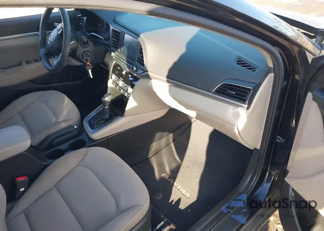 2020 Hyundai Elantra Sel z USA, uszkodzony, nr VIN KMHD84LF4LU955944